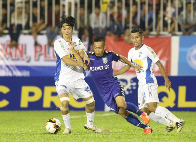 V-League ngày khai mạc suýt quá tải vì dàn sao U23 Việt Nam
