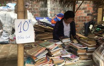 Hội sách "đồng giá 1.000 đồng" thu hút độc giả tại Hà Nội
