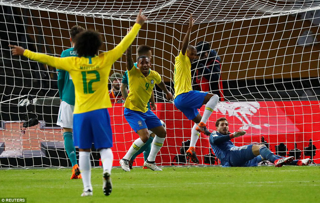 Những khoảnh khắc Brazil phục hận thành công Đức trên sân khách