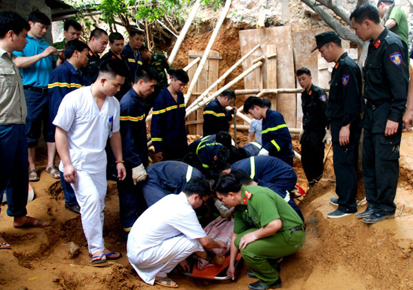 Sạt lở đất nghiêm trọng ở Lào Cai, đôi vợ chồng chết thảm