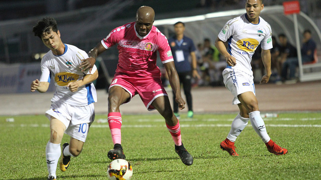 Bầu Đức đòi bỏ V-League, tâm lý của cầu thủ HA Gia Lai bị ảnh hưởng?