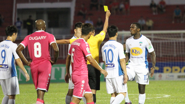 Bầu Đức đòi bỏ V-League, tâm lý của cầu thủ HA Gia Lai bị ảnh hưởng?