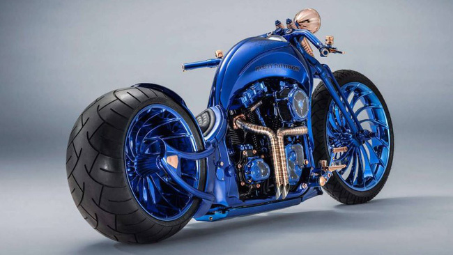 Harley-Davidson Blue Edition: "Quái thú" mô tô có giá đắt hơn cả một siêu xe Ferrari