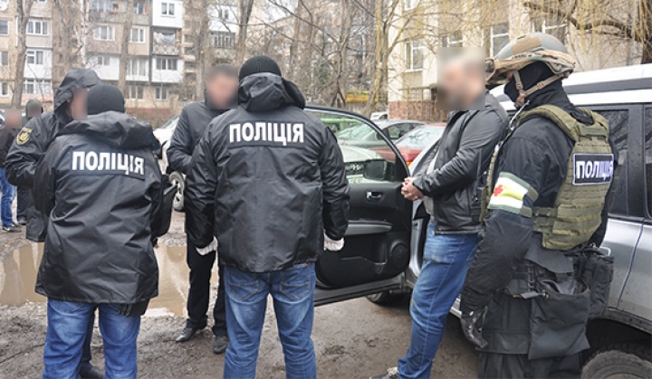 Kiev: Nhóm đòi nợ thuê đe dọa khiến các con nợ tự tử