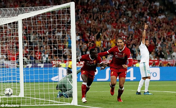 Real Madrid 3-1 Liverpool: Cú đúp của Gareth Bale