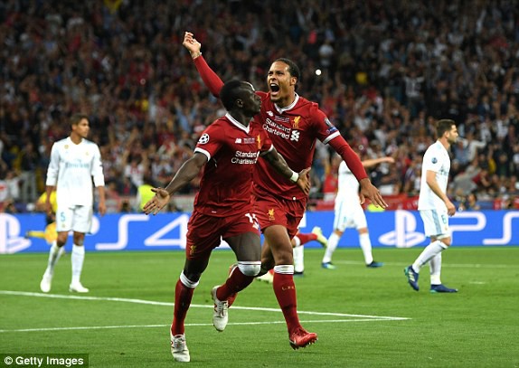 Real Madrid 3-1 Liverpool: Cú đúp của Gareth Bale
