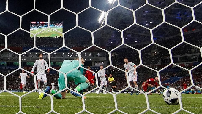 Bồ Đào Nha 3-3 Tây Ban Nha, bảng B FIFA World Cup™ 2018: Ronaldo lập hat-trick trong trận cầu mãn nhãn