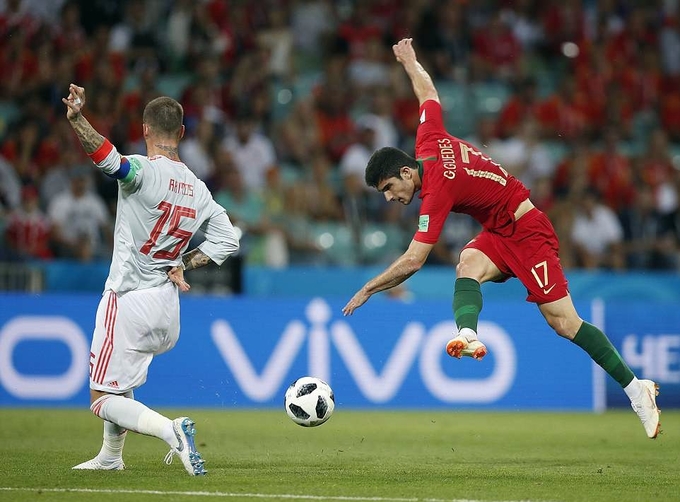 Bồ Đào Nha 3-3 Tây Ban Nha, bảng B FIFA World Cup™ 2018: Ronaldo lập hat-trick trong trận cầu mãn nhãn