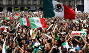 CĐV Mexico tạo động đất khi mừng trận thắng Đức