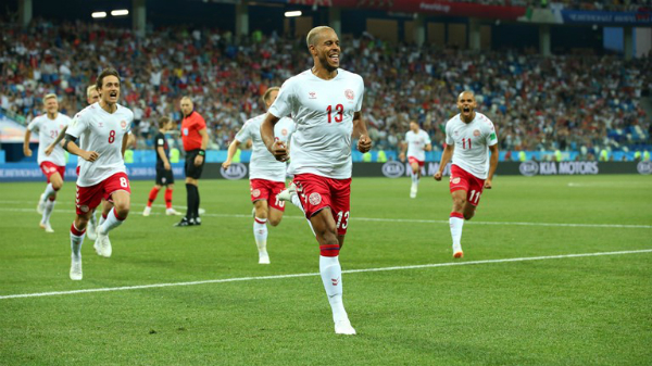 Croatia vào tứ kết nhờ chiến thắng trong loạt luân lưu