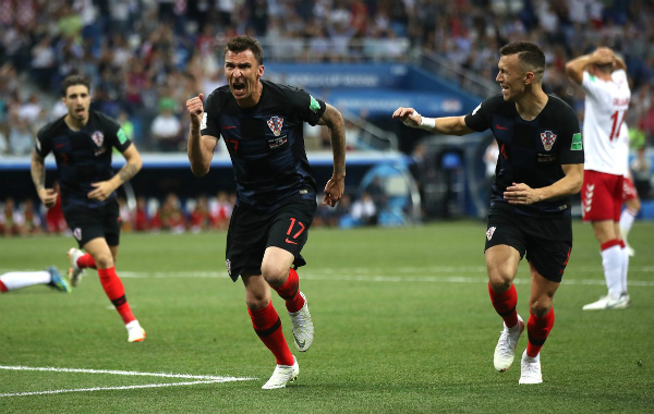 Croatia vào tứ kết nhờ chiến thắng trong loạt luân lưu