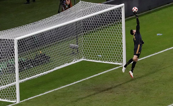 Bỉ loại Brazil, gặp Pháp ở bán kết World Cup