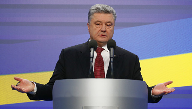 Tổng thống Poroshenko kêu gọi phía Ba Lan xem xét lại nội dung điều luật, liên quan tới người dân Ukraine