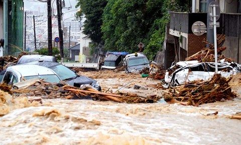 Lũ lụt nghiêm trọng ở Nhật Bản, hơn 70 người thiệt mạng
