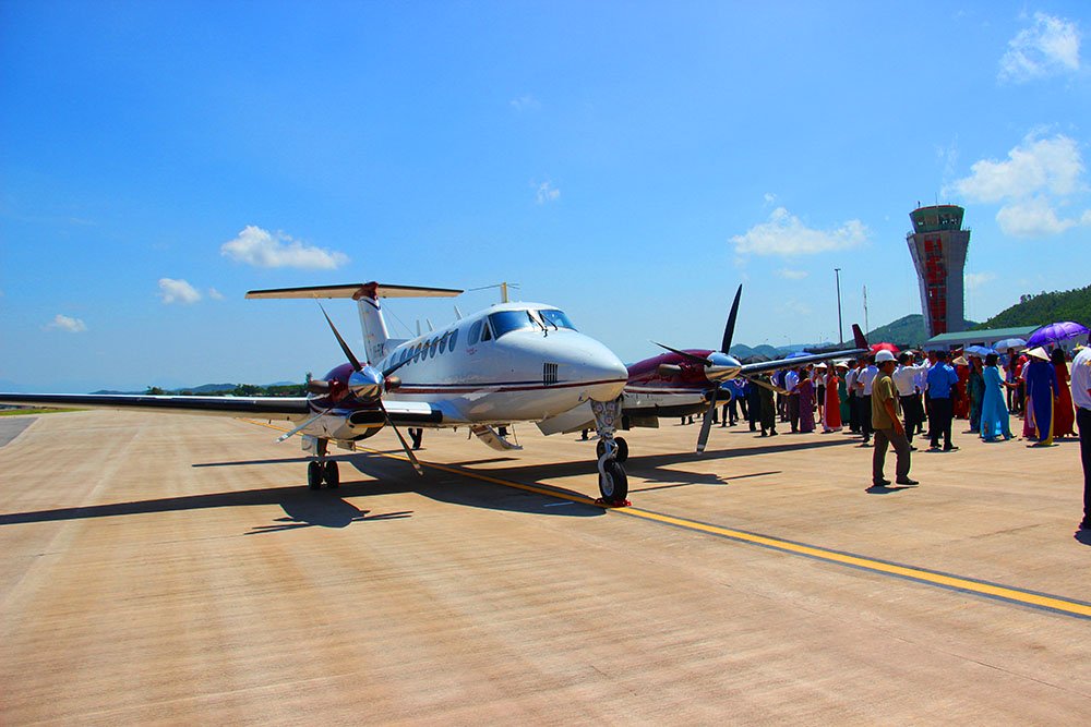 Chuyến bay đầu tiên hạ cánh ở sân bay Vân Đồn