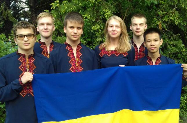 Đội tuyển Ukraine giành vị trí thứ 4 trong kỳ thi Olympic Toán Quốc tế 2018