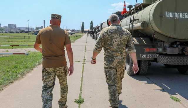 Odessa: Một số lượng xăng dầu rất lớn biến mất tại kho quân sự cùng lãnh đạo
