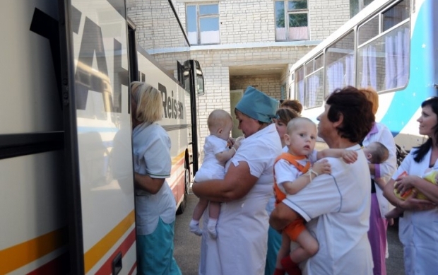 Con số đáng sợ: Hơn ngàn trẻ nhỏ bị chết tại Ukraine