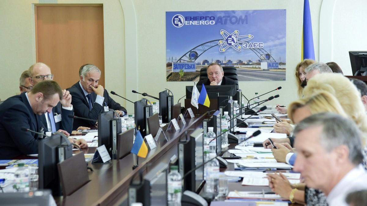 Ukraine chuyển sang dùng nhiên liệu nguyên tử của Mỹ