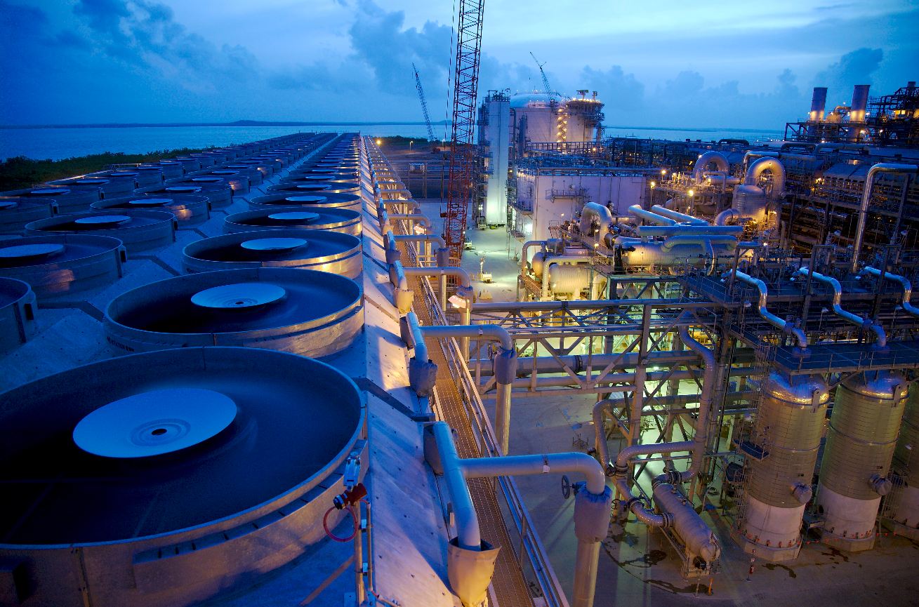 Ba nước Liên minh châu Âu mua khí đốt nén của Mỹ thay cho gas của Nga