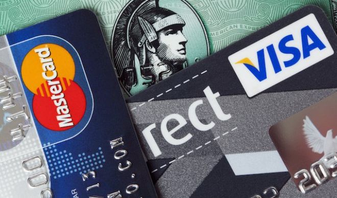 Các nhà băng Anh từ chối mở tài khoản cho các công dân Ukraine
