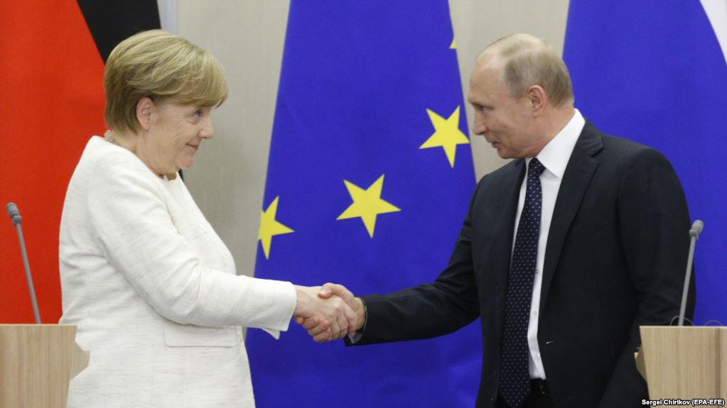 Putin: Giải quyết khủng hoảng Ukraine không có chút chuyển biến nào