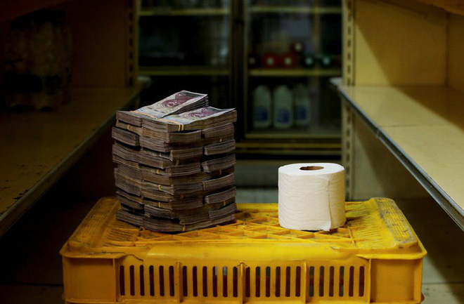 Mất giá "khủng" như tiền Venezuela: 1 kg thịt giá 9,5 triệu bolivar!