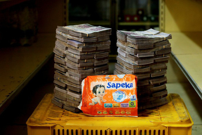 Mất giá "khủng" như tiền Venezuela: 1 kg thịt giá 9,5 triệu bolivar!
