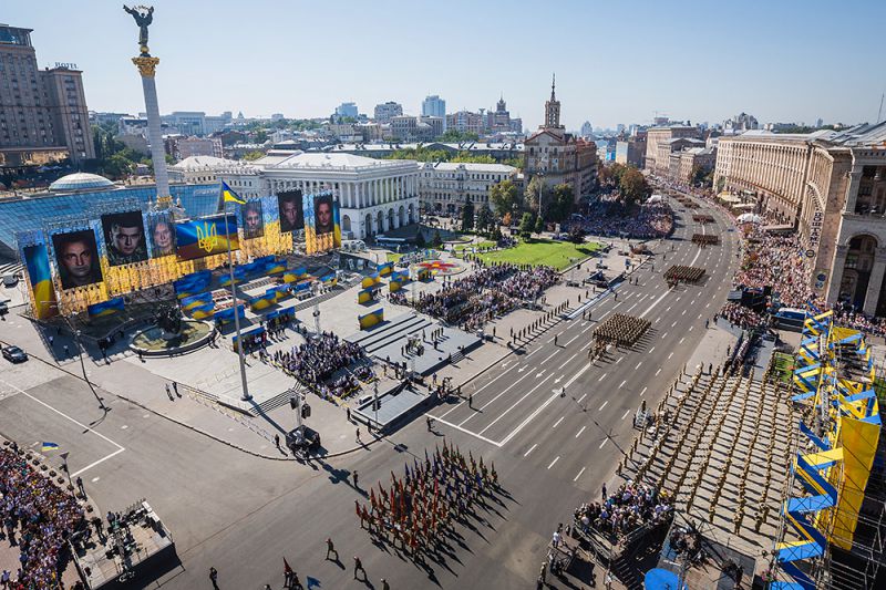 Một số điểm chính trong diễn văn của Tổng thống Poroshenko tại buổi lễ duyệt binh nhân ngày quốc khánh Ukraine