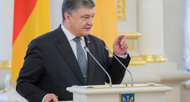 Tổng thống Porosenko cảnh báo, tại Ukraine cải cách đang bị đe dọa