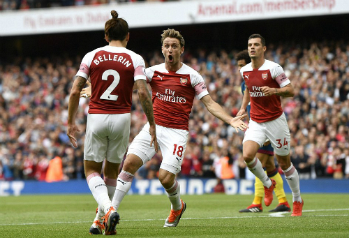 Arsenal thắng trận đầu tiên dưới thời Unai Emery