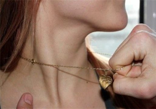 Kiev: Một phụ nữ bị bị cưỡng hiếp, bị cướp tài sản