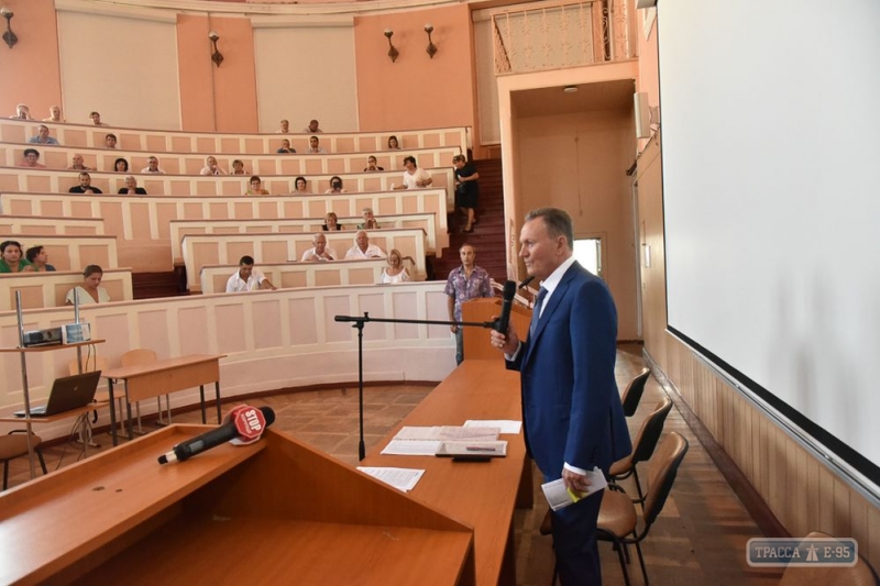 Diễn biến mới tại trường đại học Y Odessa: “Hiệu trưởng nhân dân” sa thải hiệu trưởng do Bộ y tế chỉ định