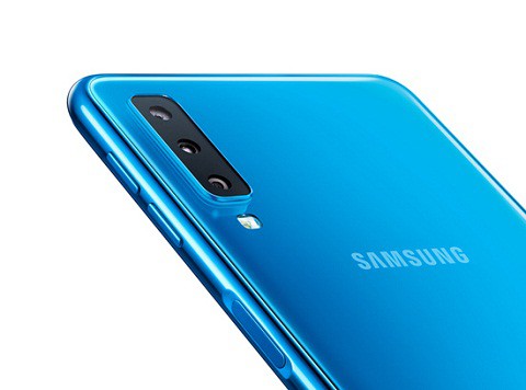 Khám phá smartphone 3 camera đầu tiên của Samsung