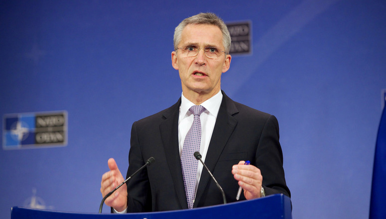 NATO từ chối can thiệp vào khủng hoảng giữa Ukraine và Hungary