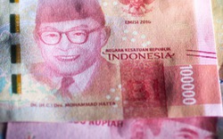 Đồng Rupiah của Indonesia chạm đáy 20 năm