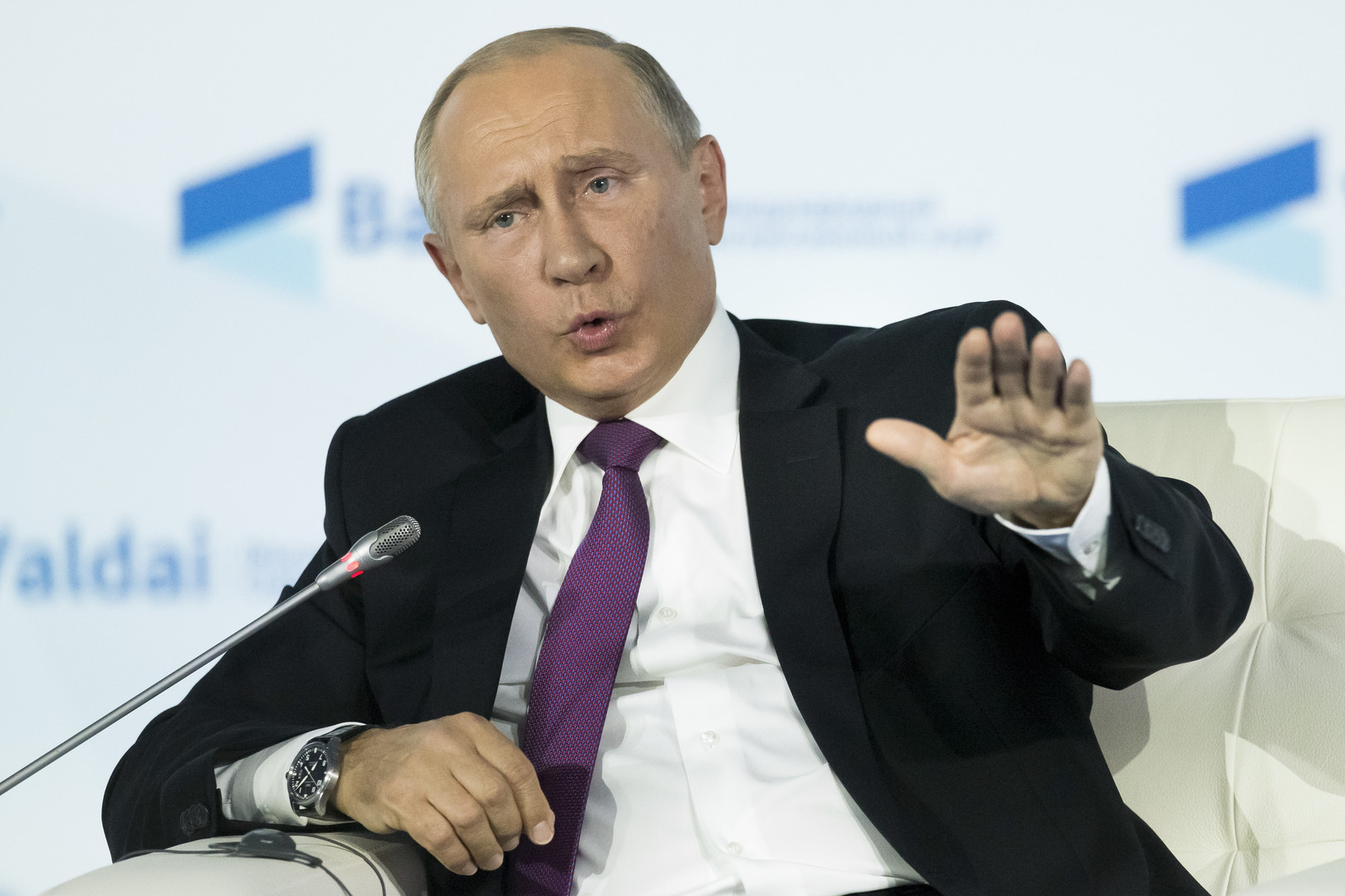 Tổng thống Nga Putin áp lệnh trừng phạt chống Ukraine