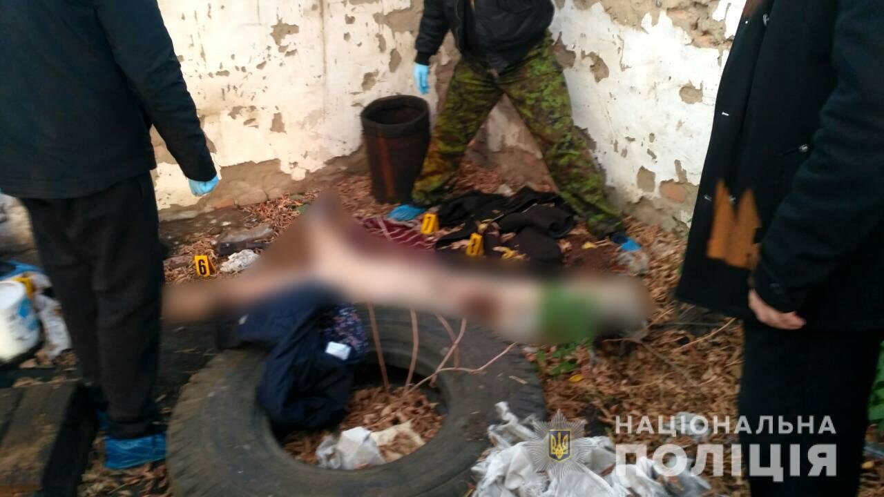 Kharkov: Chồng bóp cổ giết vợ vì ghen, sau đó dựng cảnh vợ bị hiếp dâm