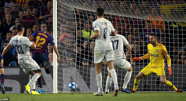 Inter Milan - Barcelona: Tìm vé đi tiếp tại Meazza