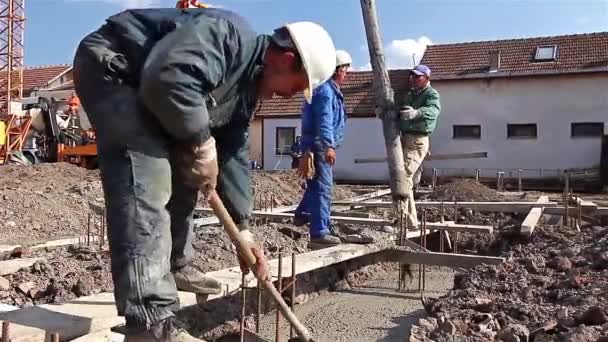 Ba Lan: Kẻ lừa đảo biến người lao động Ukraine thành nô lệ