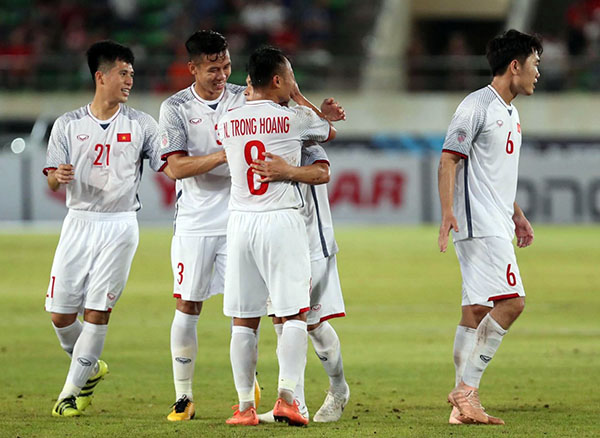 Việt Nam đại thắng trận ra quân AFF Cup 2018
