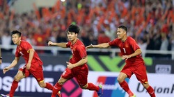 Tuyển Việt Nam hạ đẹp Malaysia: Ngả mũ trước thầy Park!