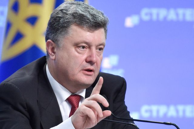 Tổng thống Poroshenko nói về tình trạng thiết quân luật tại Ukraine: Sẽ không có bất cứ hạn chế quyền hiến pháp nào