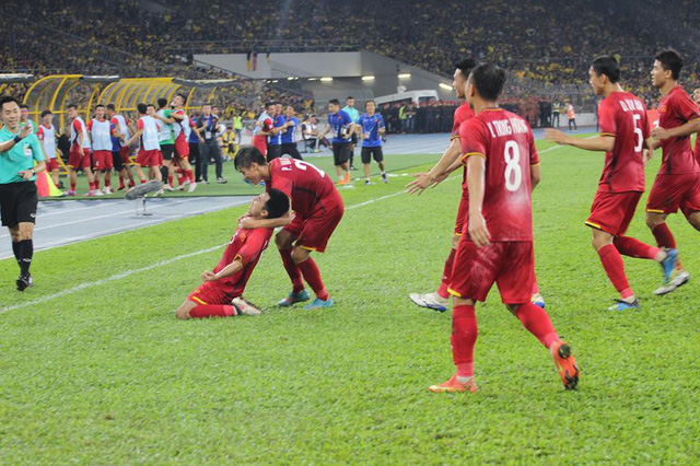 Malaysia 2-2 Việt Nam: Đáng tiếc chỉ có thể hòa