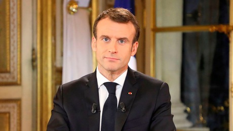 Tổng thống Pháp công bố loạt biện pháp xoa dịu “áo vàng”
