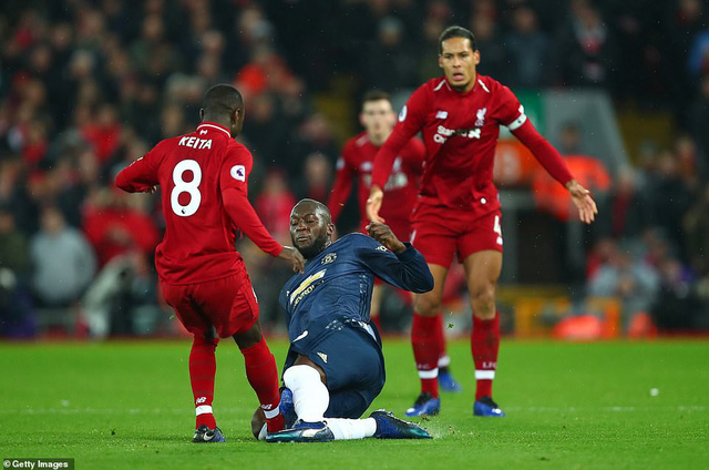 Liverpool 3-1 Man Utd: Ngày của "kép phụ" Shaqiri
