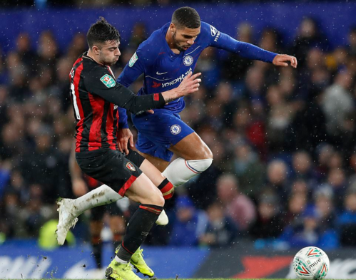 Hazard đưa Chelsea vào bán kết Cup liên đoàn