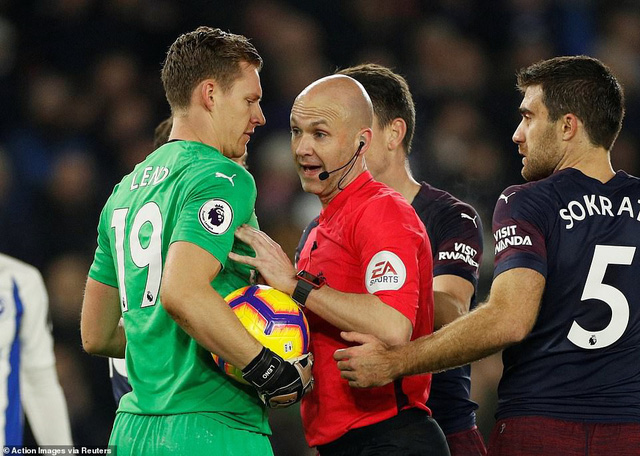 Brighton 1-1 Arsenal: "Pháo thủ" đánh rơi chiến thắng