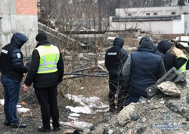 Kiev: Một phụ nữ 28 tuổi nhảy từ lầu tầng 23 tự vẫn