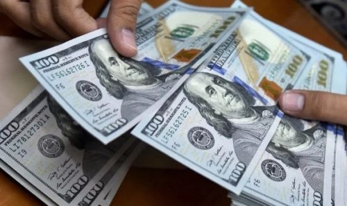 Tháng 12/2018, người dân Ukraine mua vào 948,1 triệu $, nhiều hơn bán ra 110,1 triệu $